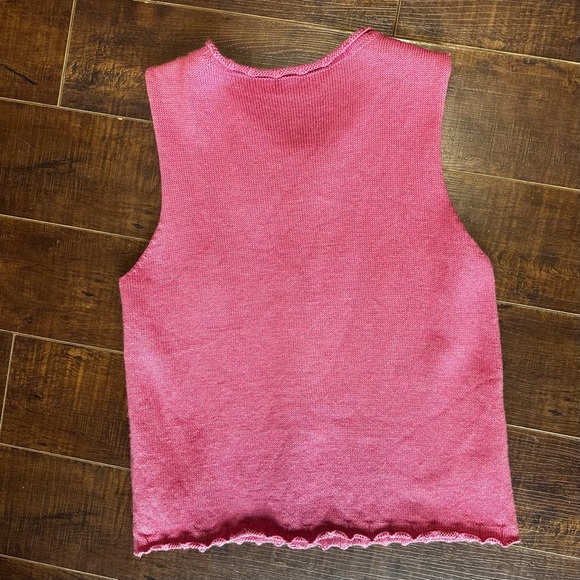 Pink vest - Picture 3 of 4